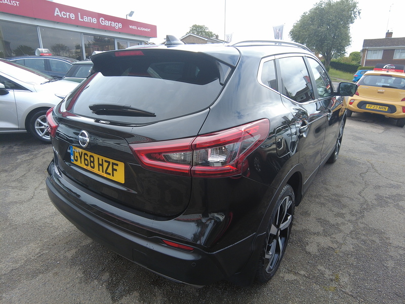 Nissan Qashqai DIG-T Tekna - U93807