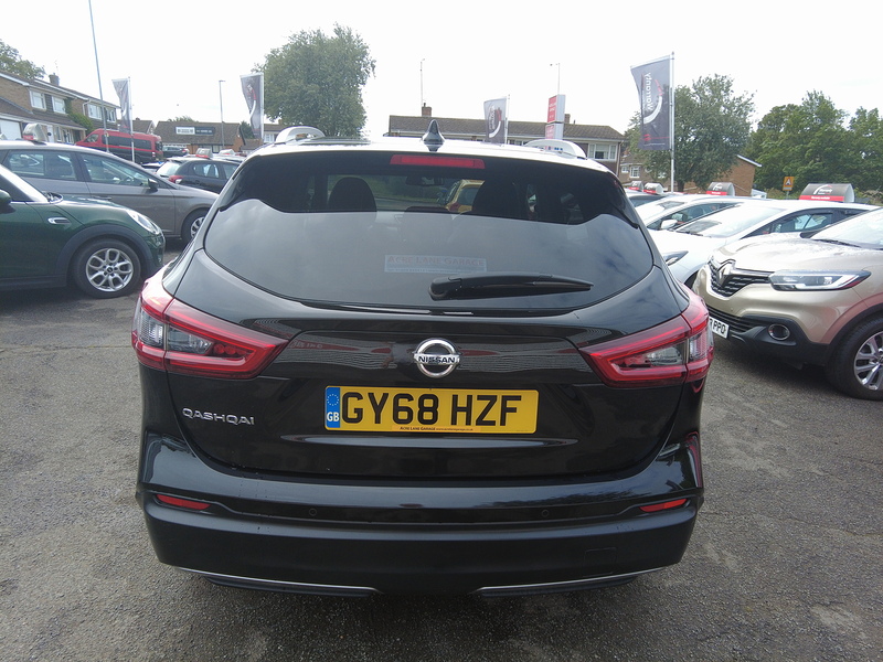 Nissan Qashqai DIG-T Tekna - U93807