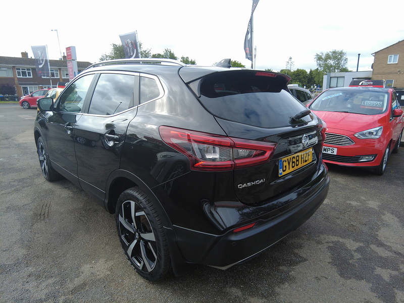 Nissan Qashqai DIG-T Tekna - U93807