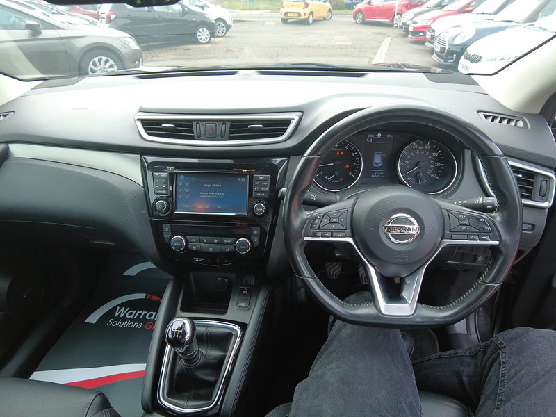 Nissan Qashqai DIG-T Tekna - U93807