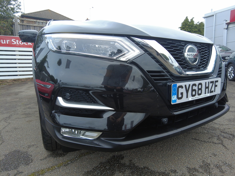Nissan Qashqai DIG-T Tekna - U93807