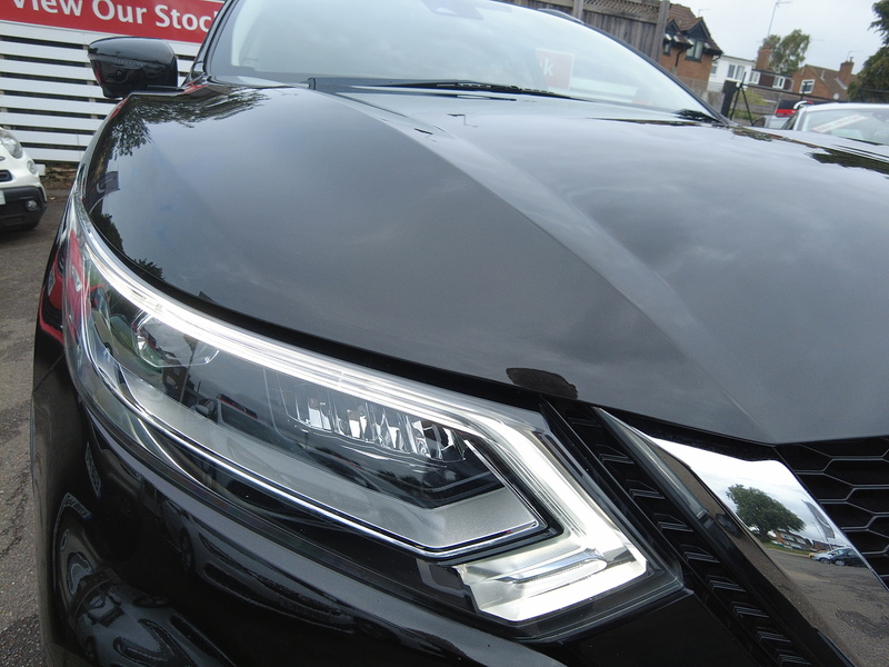 Nissan Qashqai DIG-T Tekna - U93807