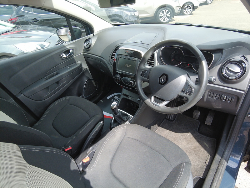 Renault Captur TCe ENERGY Iconic - U93808