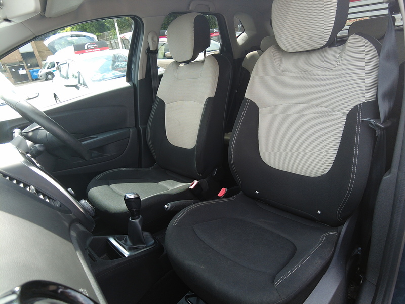 Renault Captur TCe ENERGY Iconic - U93808
