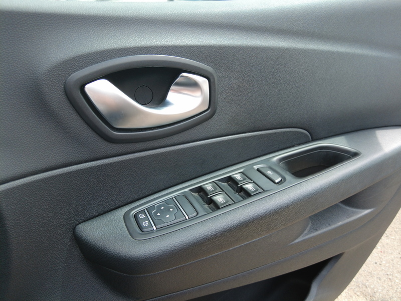 Renault Captur TCe ENERGY Iconic - U93808
