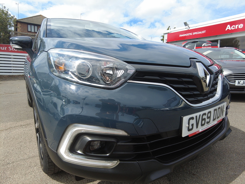 Renault Captur TCe ENERGY Iconic - U93808