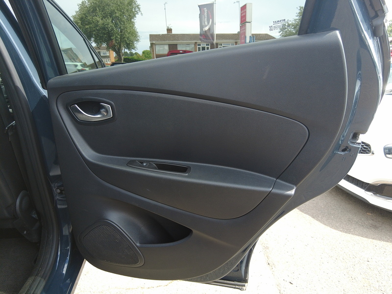 Renault Captur TCe ENERGY Iconic - U93808