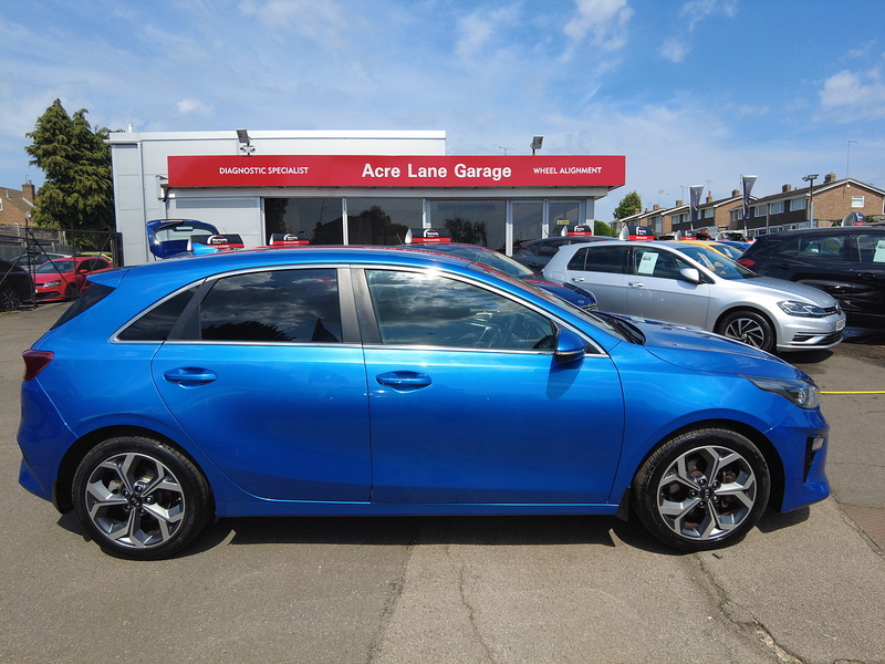 Kia Ceed T-GDi Blue Edition - U93810