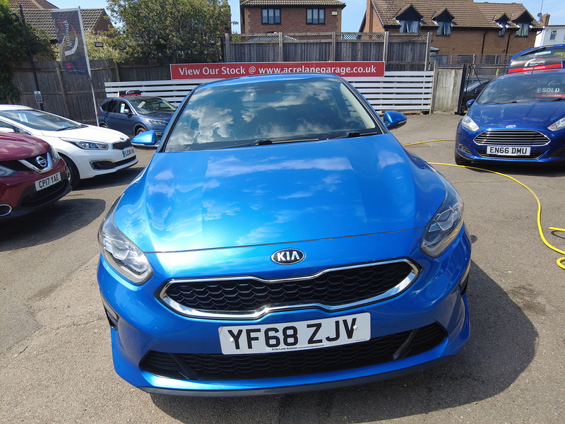 Kia Ceed T-GDi Blue Edition - U93810