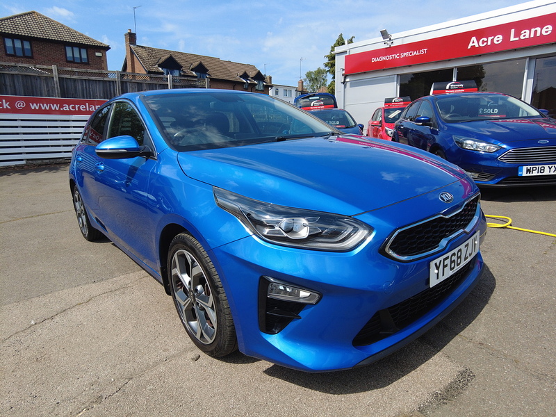 Kia Ceed T-GDi Blue Edition - U93810
