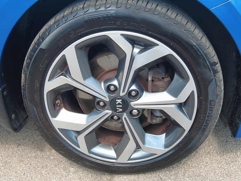 Kia Ceed T-GDi Blue Edition - U93810