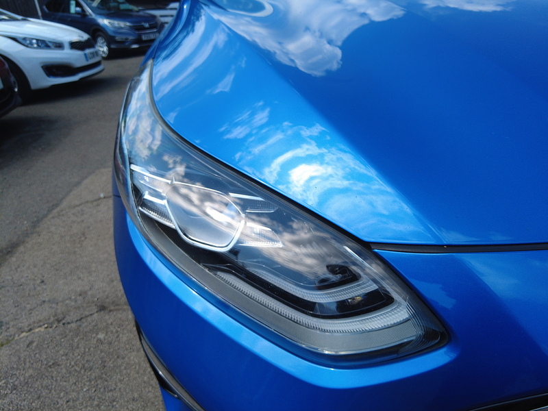 Kia Ceed T-GDi Blue Edition - U93810