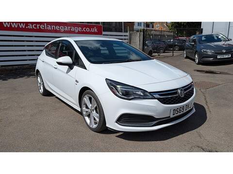 Vauxhall Astra 1.6 dCi Tekna SUV 5dr Diesel Manual 2WD Euro 6 (s/s) (130 ps)