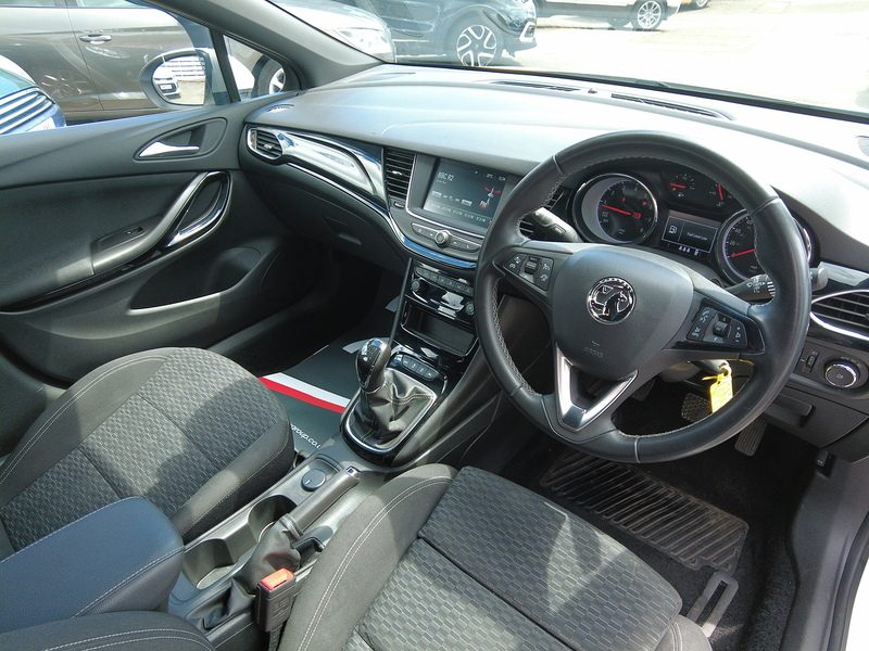 Vauxhall Astra i Turbo SRi VX Line - U93819