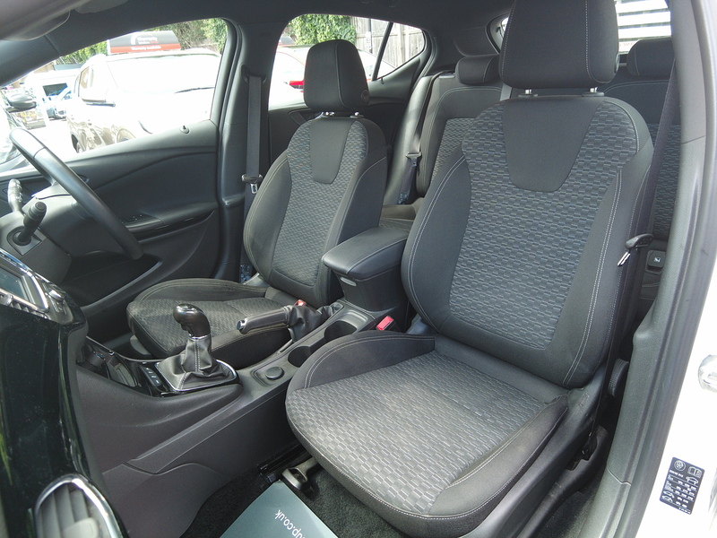 Vauxhall Astra i Turbo SRi VX Line - U93819