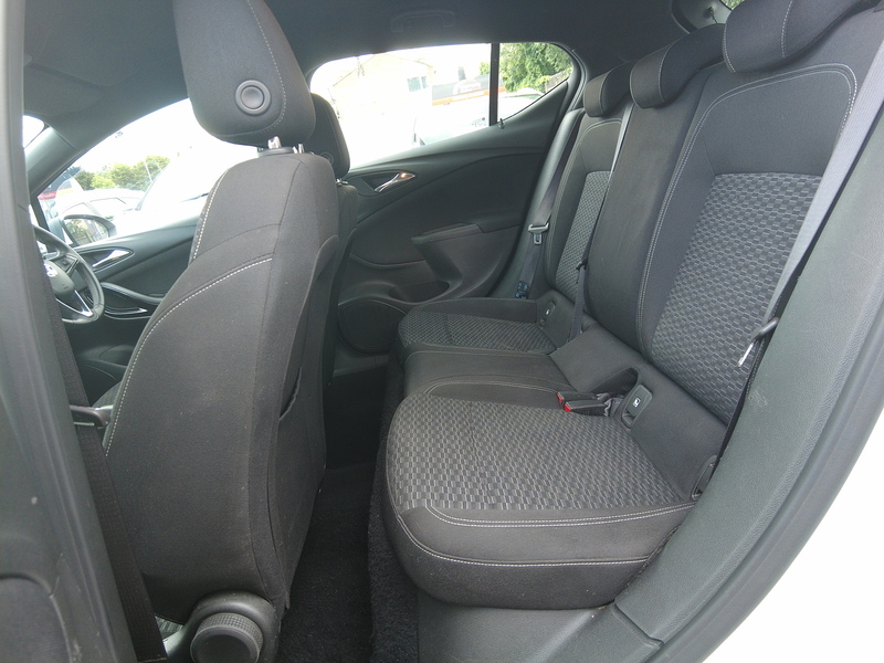 Vauxhall Astra i Turbo SRi VX Line - U93819
