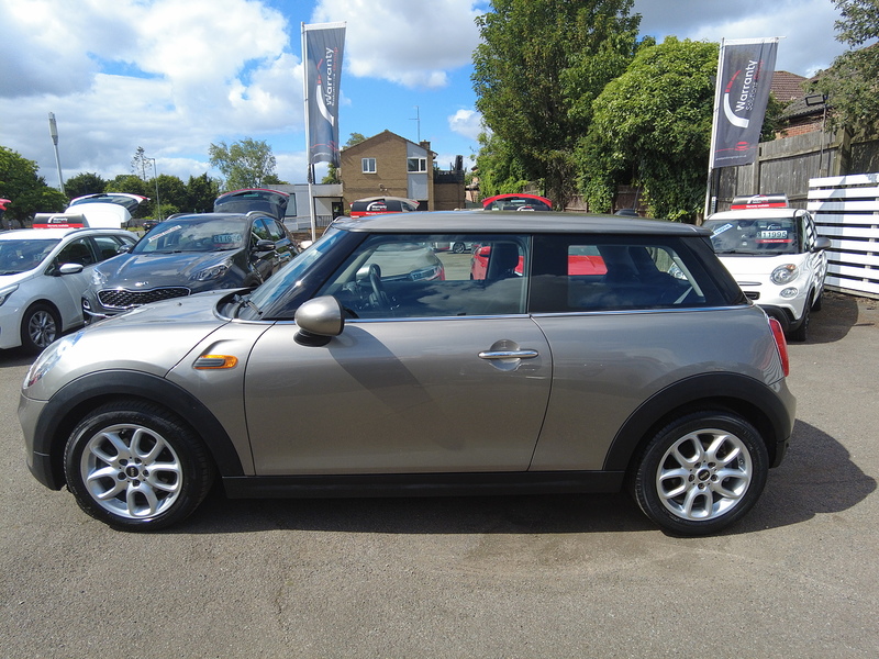 MINI Hatch Cooper - U93820