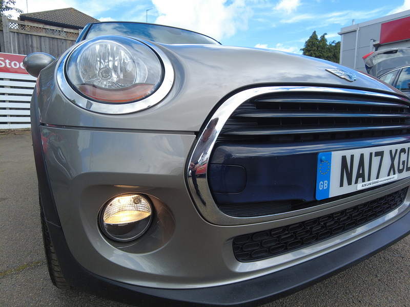 MINI Hatch Cooper - U93820