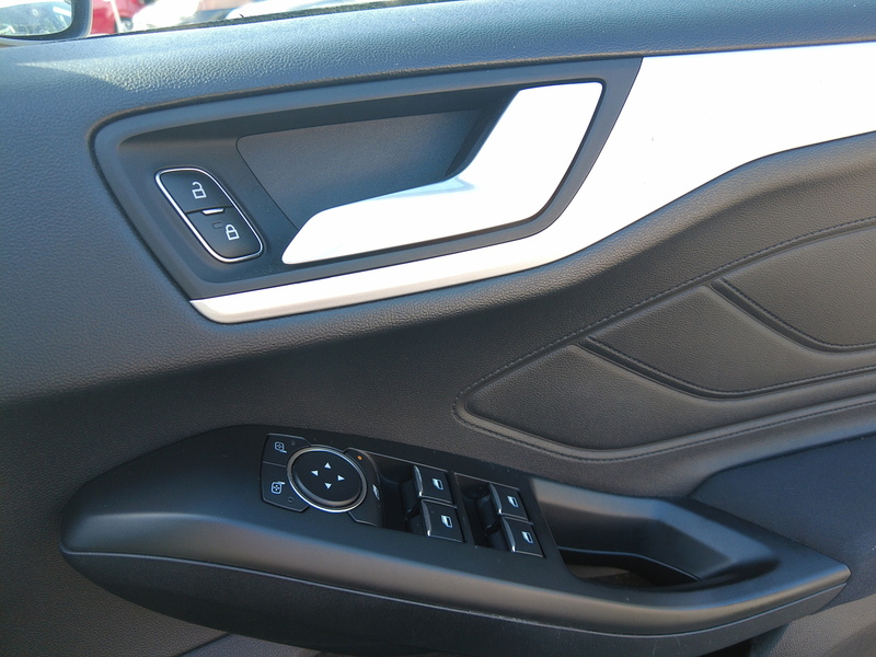 Ford Focus T EcoBoost Zetec - U93824