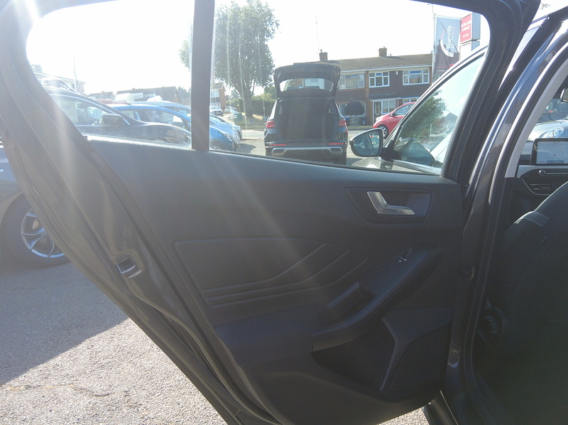 Ford Focus T EcoBoost Zetec - U93824