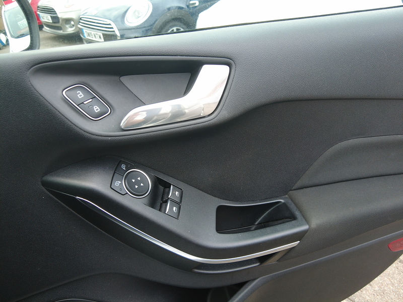 Ford Fiesta T EcoBoost Zetec - U93833