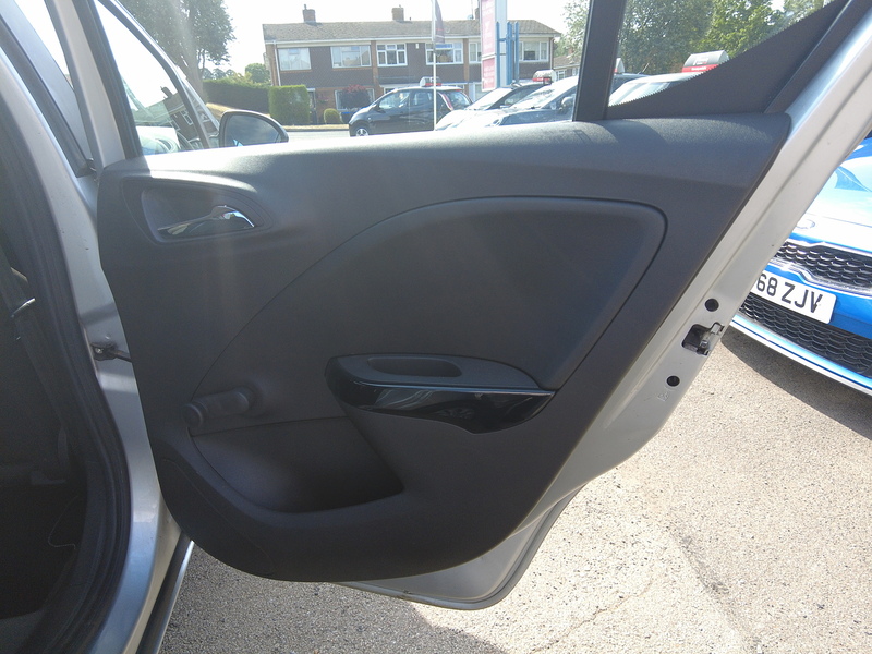 Vauxhall Corsa i Turbo ecoFLEX Design - U93851