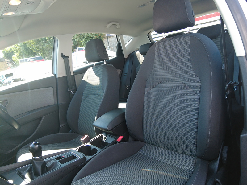 SEAT Leon TSI SE Technology - U93859