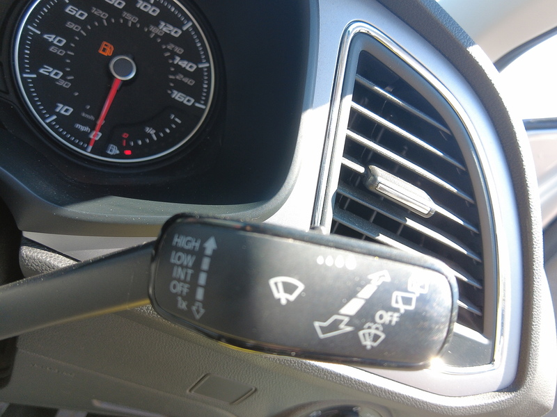 SEAT Leon TSI SE Technology - U93859