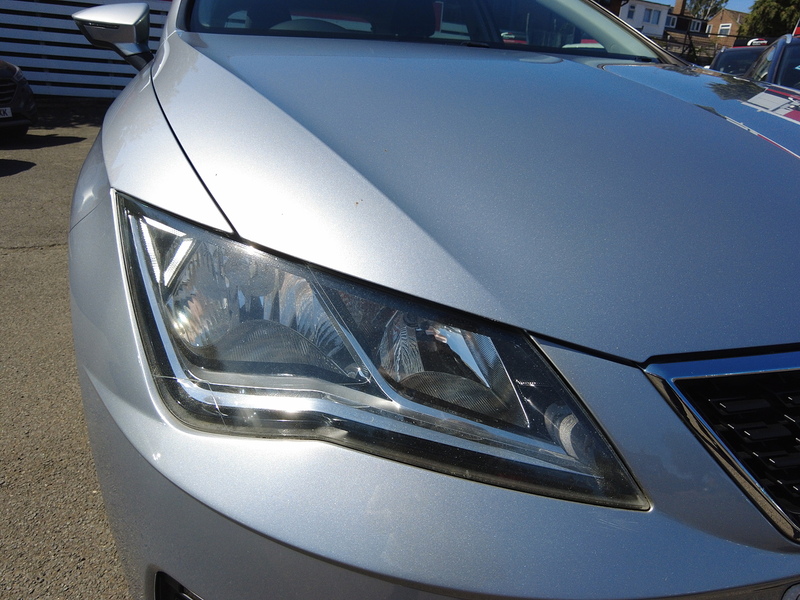 SEAT Leon TSI SE Technology - U93859