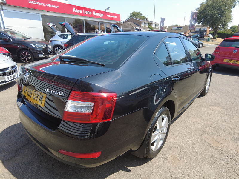 Skoda Octavia TSI SE - U93871