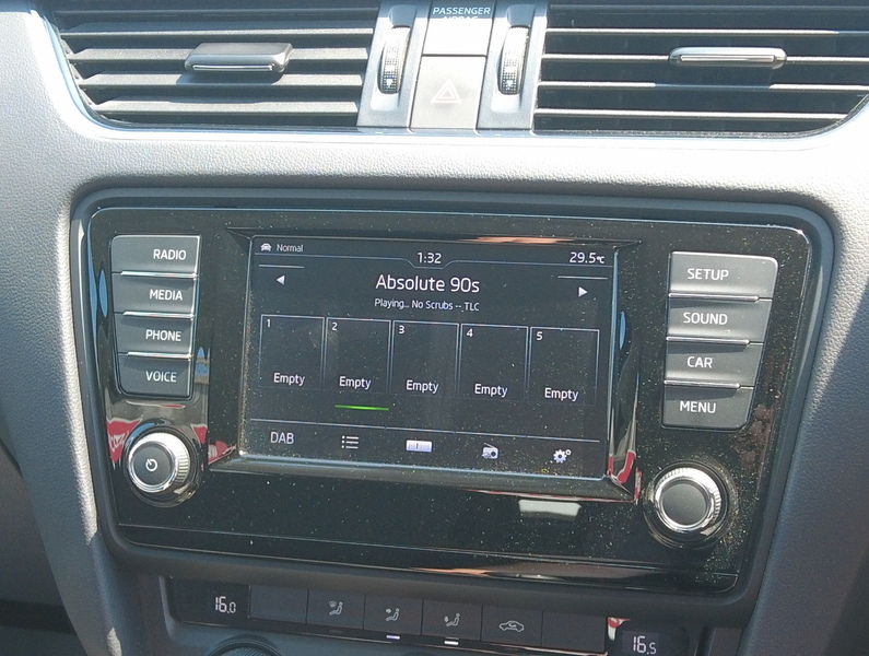 Skoda Octavia TSI SE - U93871