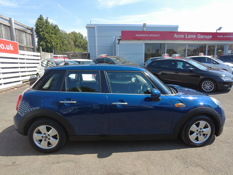 MINI Hatch One - U93875