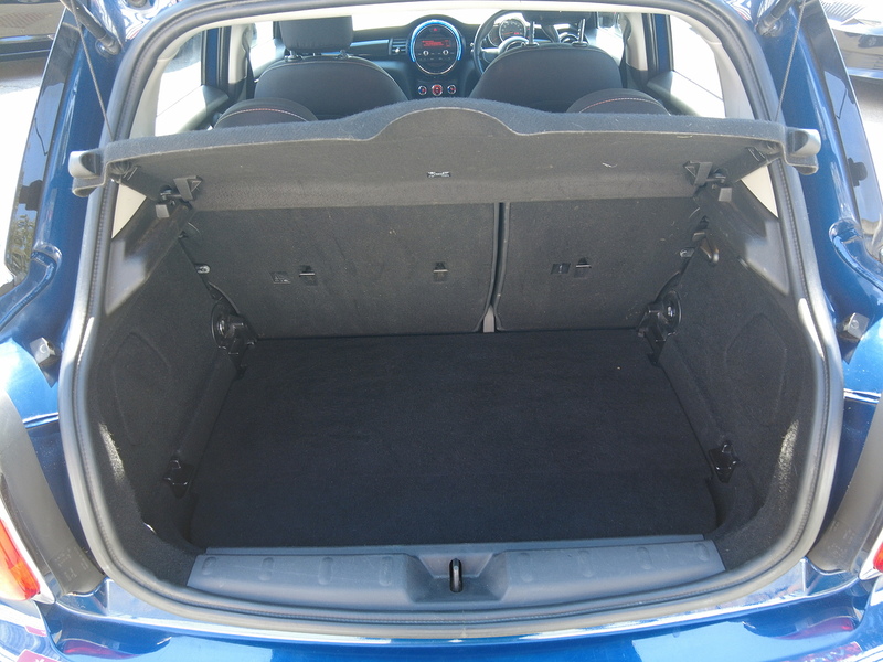 MINI Hatch One - U93875