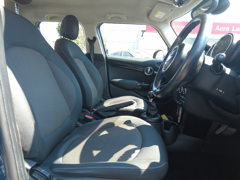 MINI Hatch One - U93875