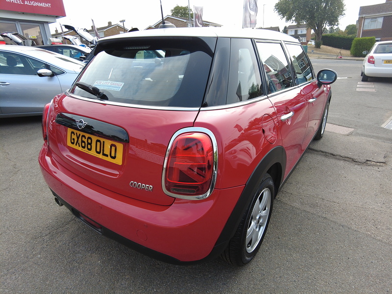 MINI Hatch Cooper Classic - U93876
