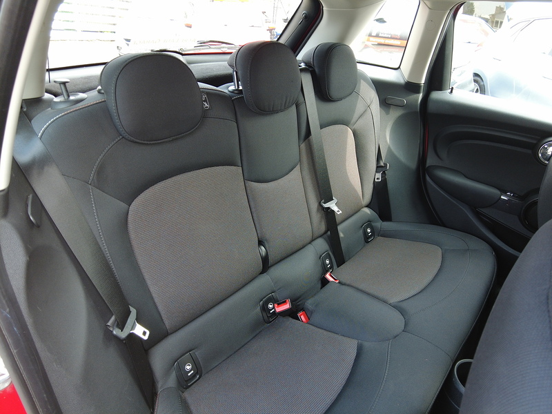MINI Hatch Cooper Classic - U93876