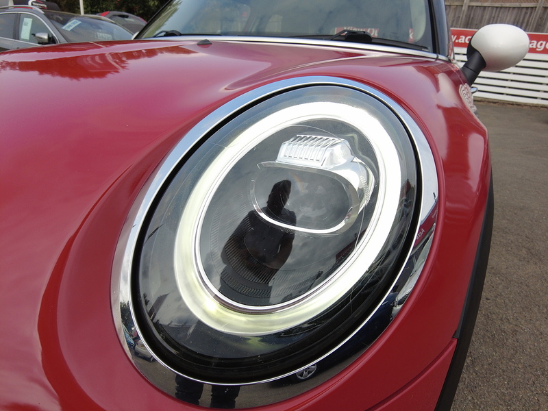 MINI Hatch Cooper Classic - U93876