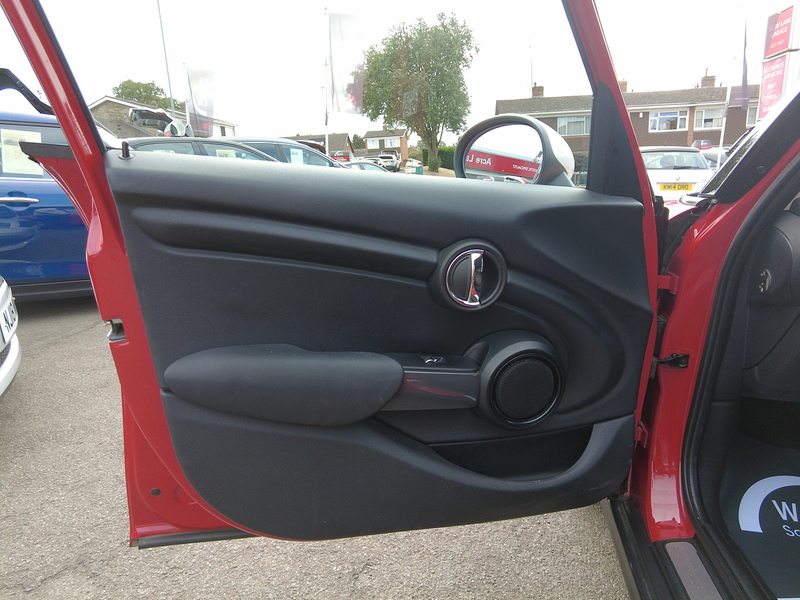 MINI Hatch Cooper Classic - U93876