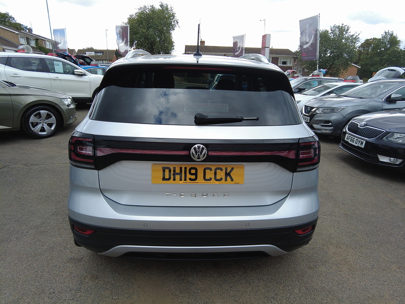 Volkswagen T-Cross TSI SEL - U93878