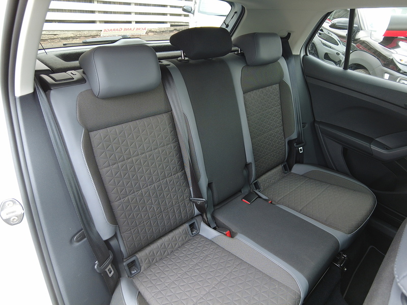 Volkswagen T-Cross TSI SEL - U93878