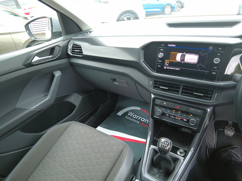 Volkswagen T-Cross TSI SEL - U93878