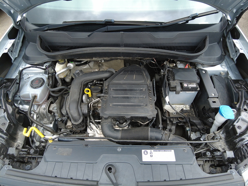 Volkswagen T-Cross TSI SEL - U93878