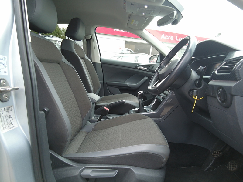 Volkswagen T-Cross TSI SEL - U93878