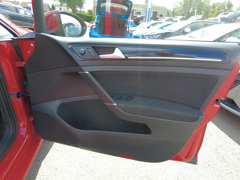 Volkswagen Golf TSI EVO GT - U93879