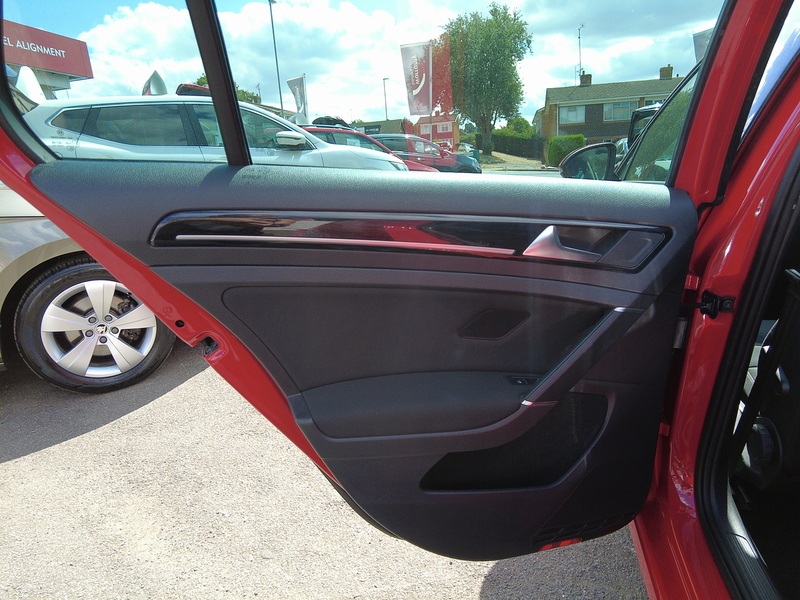 Volkswagen Golf TSI EVO GT - U93879