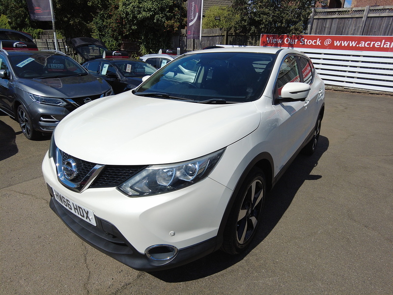 Nissan Qashqai DIG-T N-Connecta - U93882
