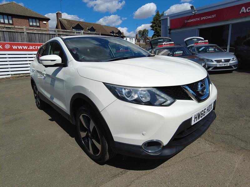 Nissan Qashqai DIG-T N-Connecta - U93882