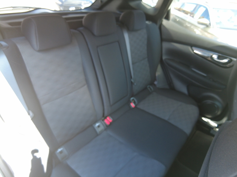 Nissan Qashqai DIG-T N-Connecta - U93882