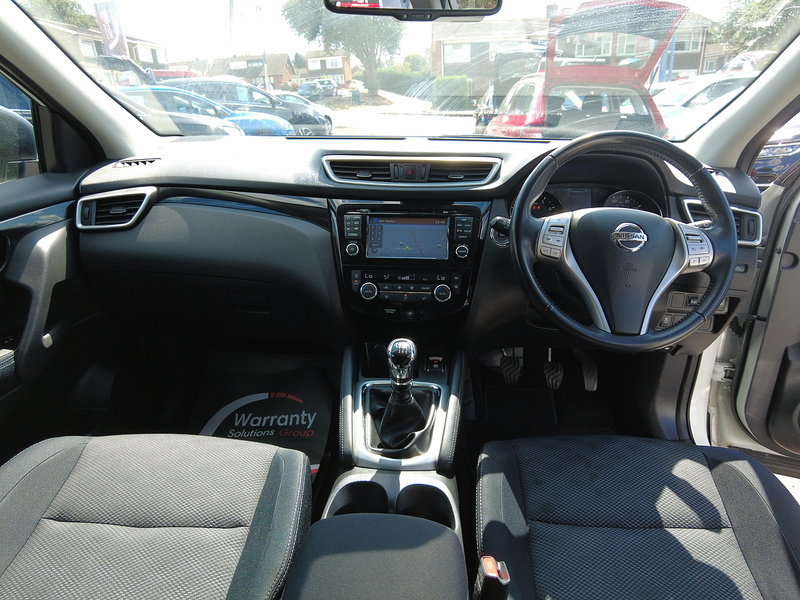 Nissan Qashqai DIG-T N-Connecta - U93882