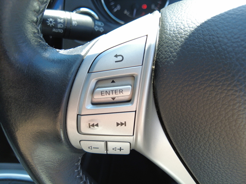 Nissan Qashqai DIG-T N-Connecta - U93882